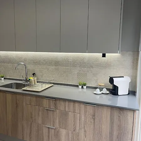 Apartman Lovely 2 Bedroom In South Lisbon