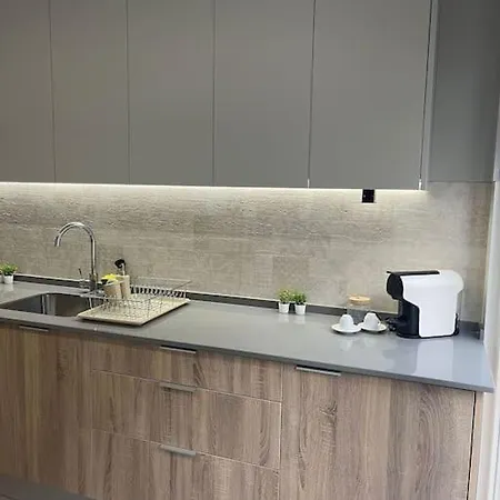 Apartman Lovely 2 Bedroom In South Lisbon *