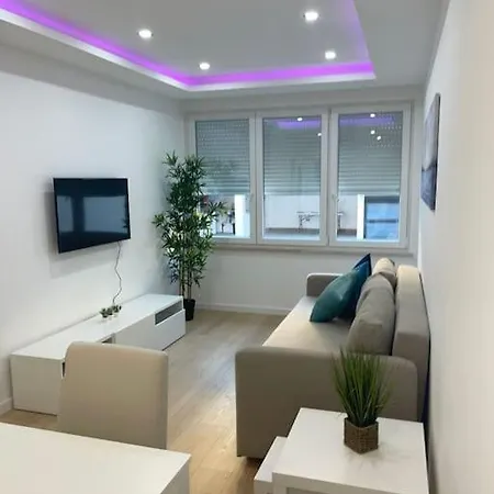Lovely 2 Bedroom In South Lisbon * Barreiro
