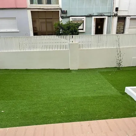 Lovely 2 Bedroom In South Lisbon