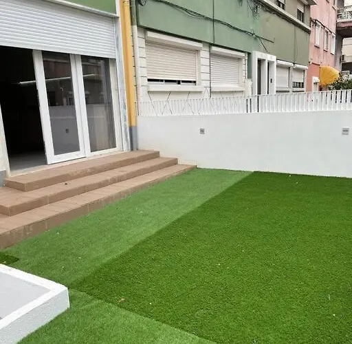 Lovely 2 Bedroom In South Lisbon Апартаменты Баррейру