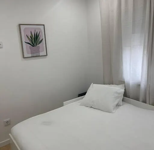 Lovely 2 Bedroom In South Lisbon Barreiro (Setubal)